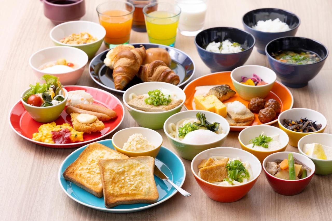 Jr Clement Inn Himeji Bagian luar foto